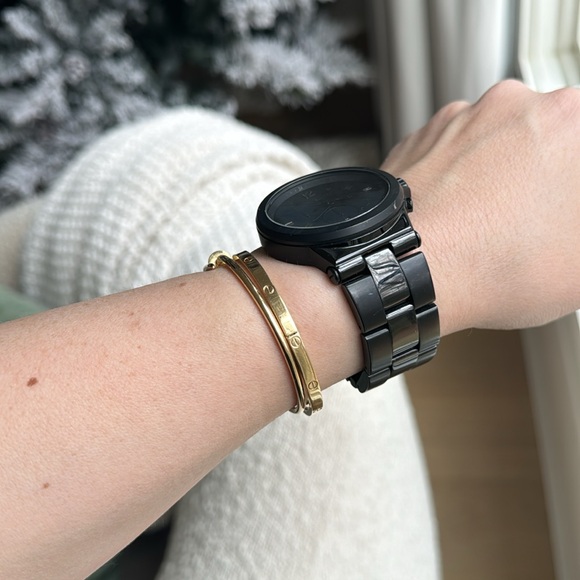 Michael Kors Black Watch - Picture 2 of 3